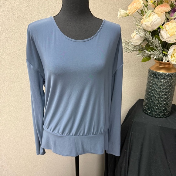 White House Black Market Tops - White House Black Market Blue Tie-Back Long Sleeve Peplum Blouse Soft Knit Sz L